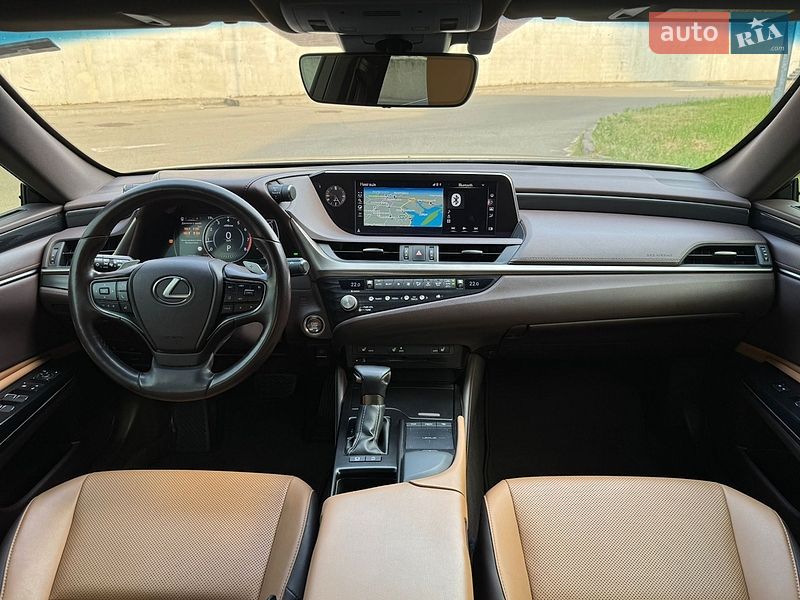 Седан Lexus ES 2020 в Києві