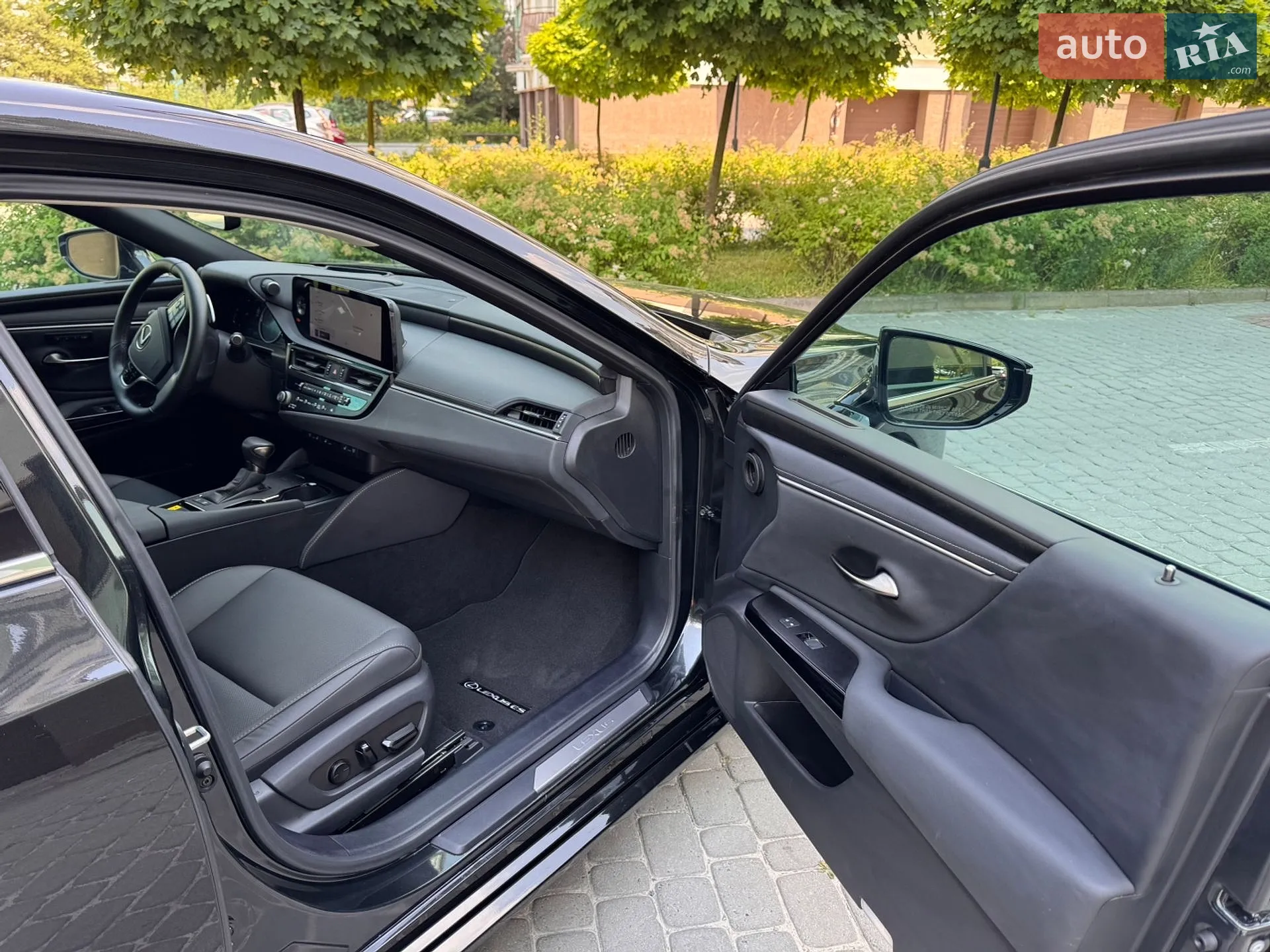 2025 Lexus ES - мініатюра 22