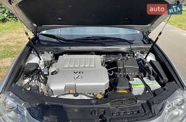 Седан Lexus ES 2014 в Киеве