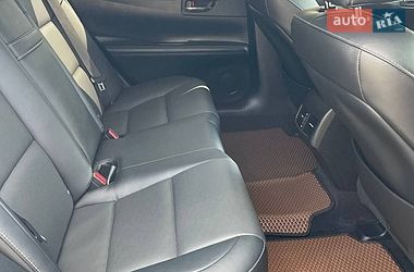 Седан Lexus ES 2014 в Киеве
