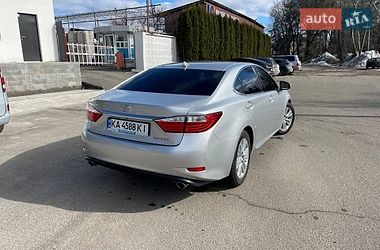 Седан Lexus ES 2014 в Киеве