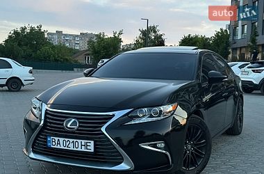 Седан Lexus ES 2014 в Кропивницькому