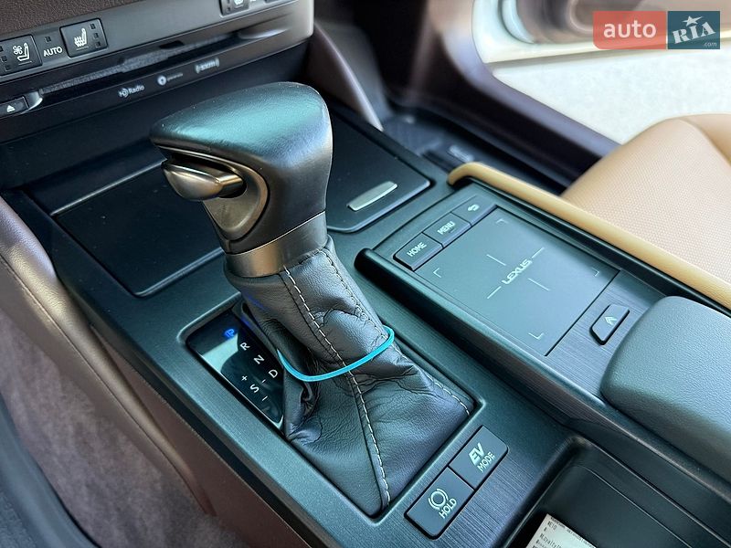 Седан Lexus ES 2020 в Днепре фото 55 Седан Lexus ES 2020 в Днепре