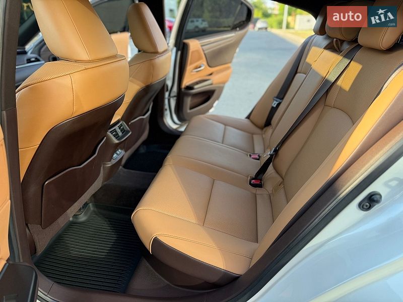 Седан Lexus ES 2020 в Днепре фото 62 Седан Lexus ES 2020 в Днепре