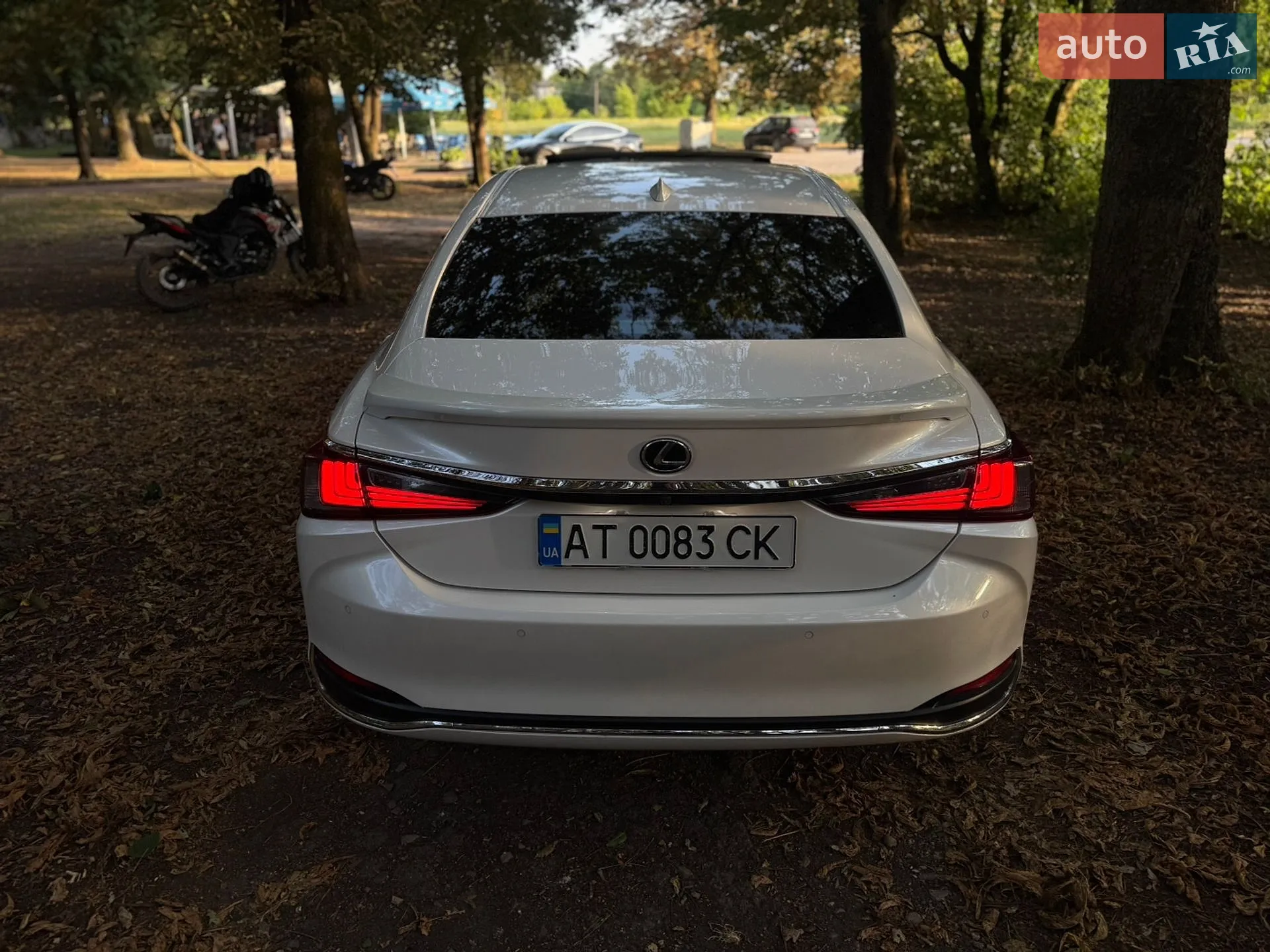 2020 Lexus ES - мініатюра 14