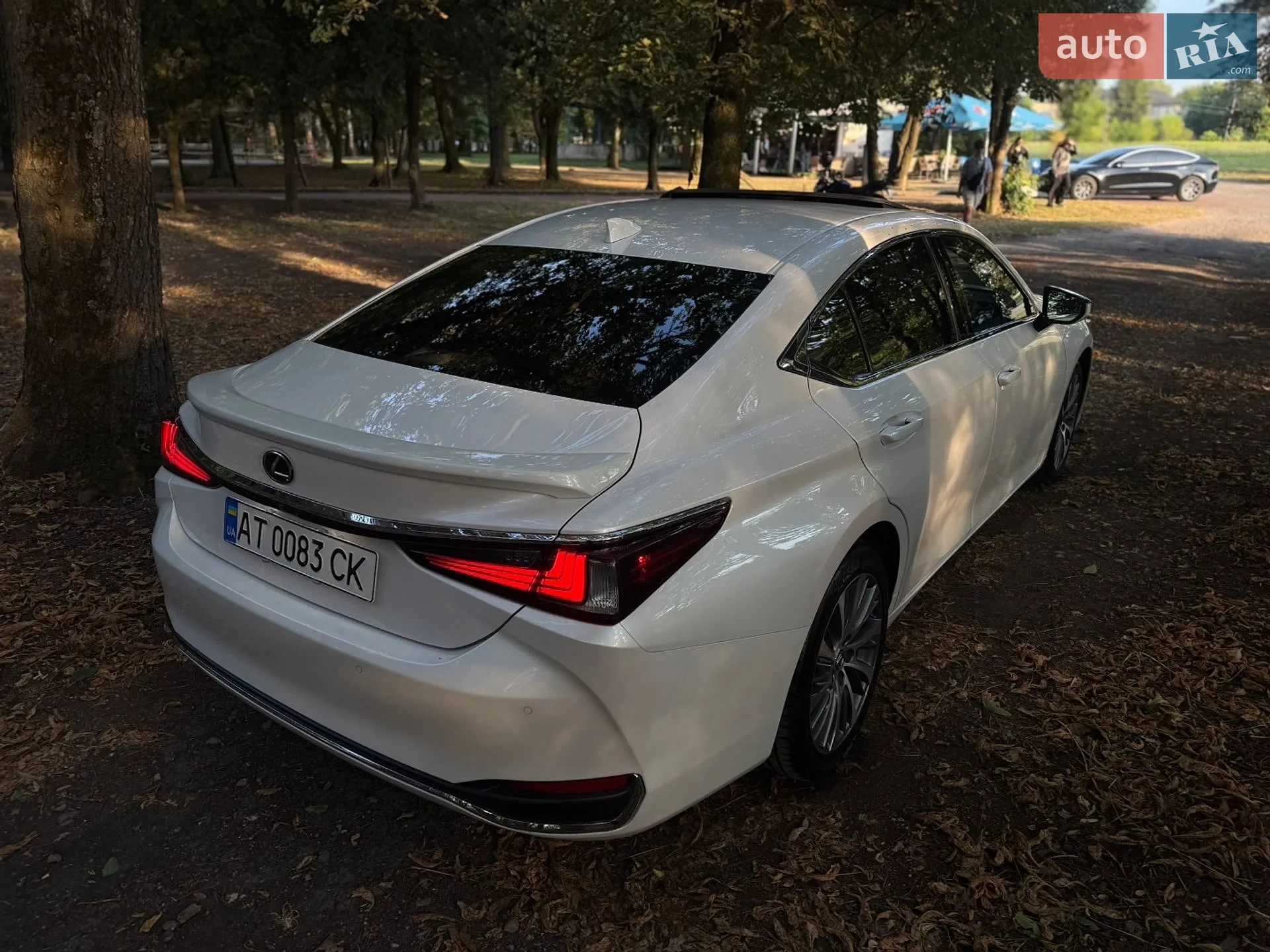 2020 Lexus ES - мініатюра 18