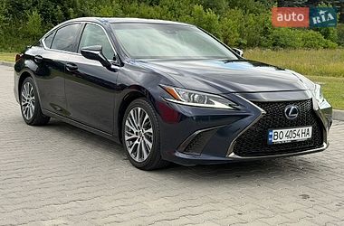 Седан Lexus ES 2021 в Тернополе