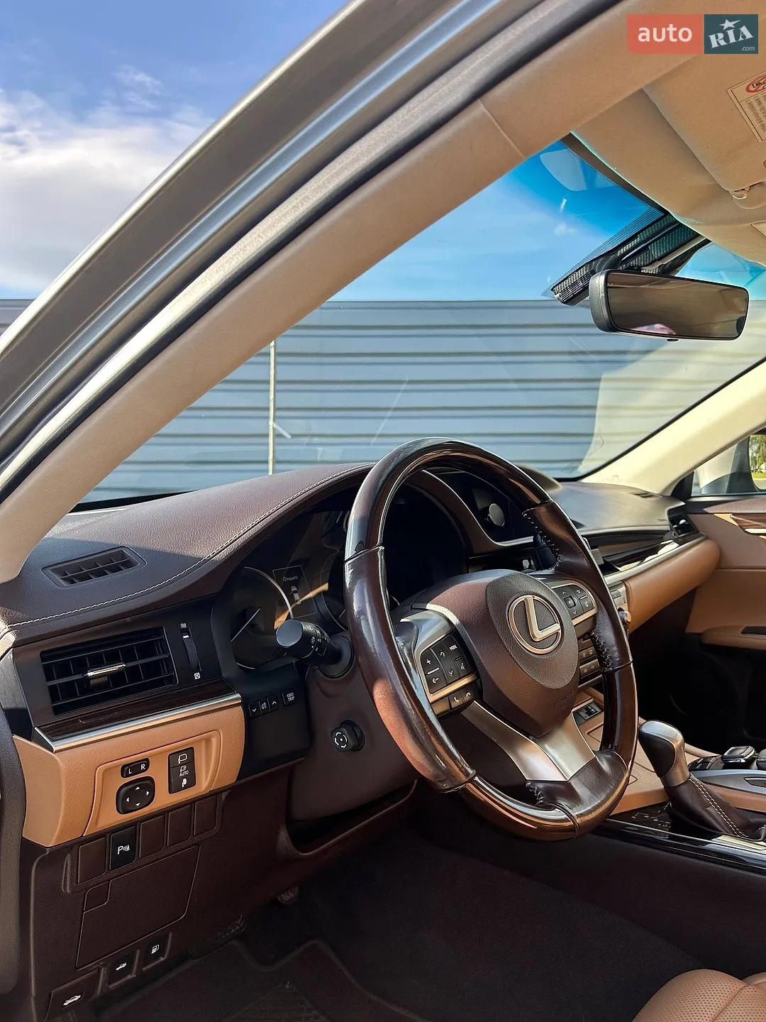 2016 Lexus ES - мініатюра 12