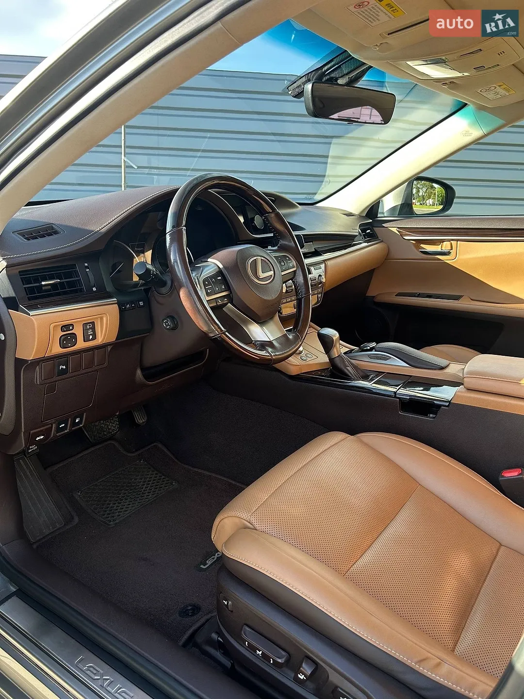 2016 Lexus ES - мініатюра 13
