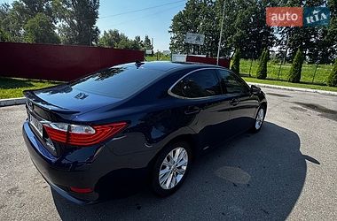 Седан Lexus ES 2014 в Києві