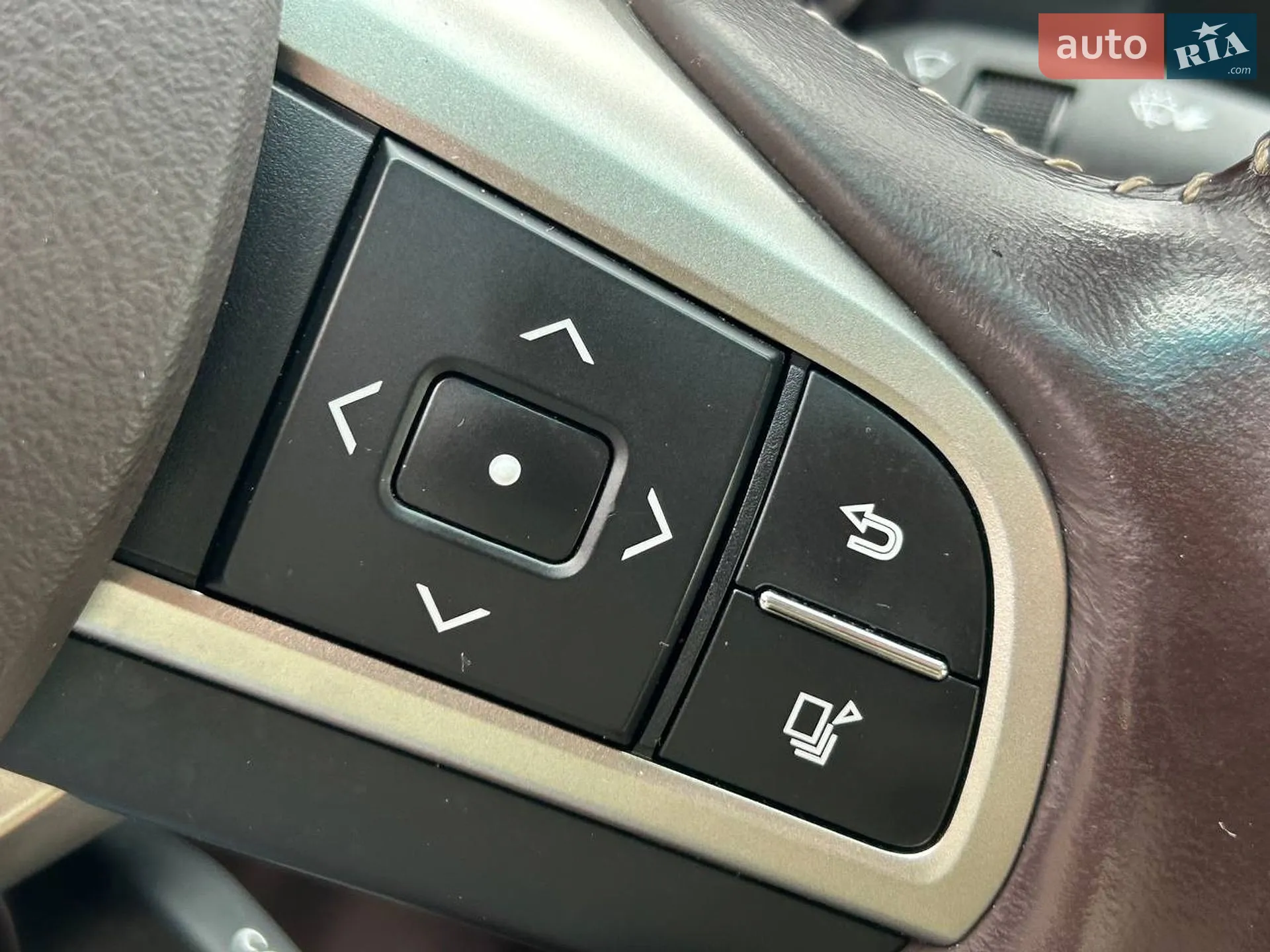 2015 Lexus ES - мініатюра 24