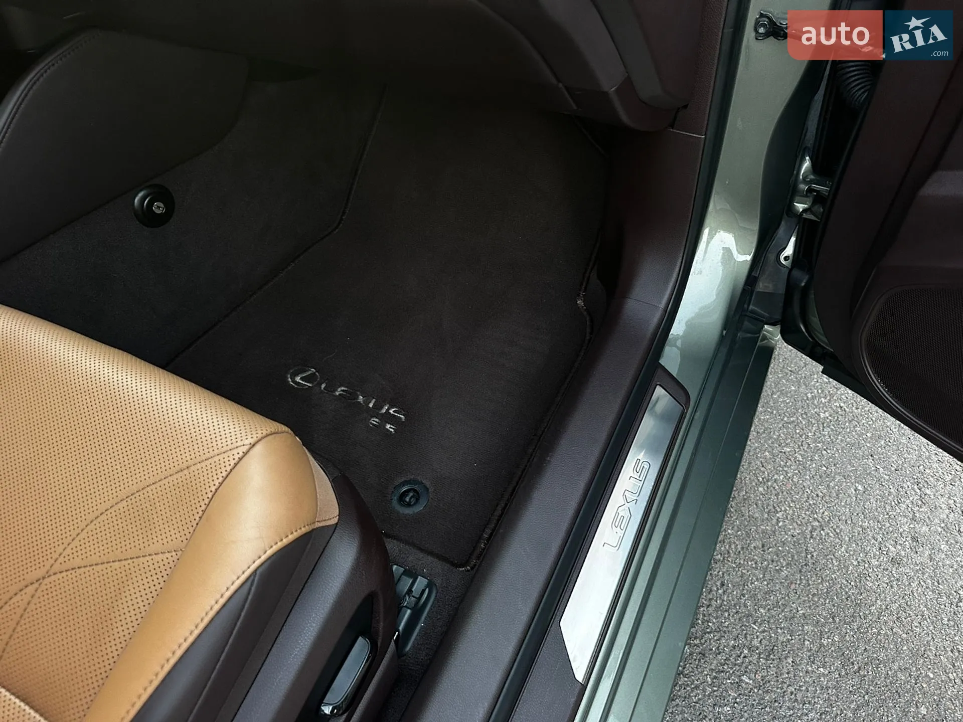 2019 Lexus ES - мініатюра 36