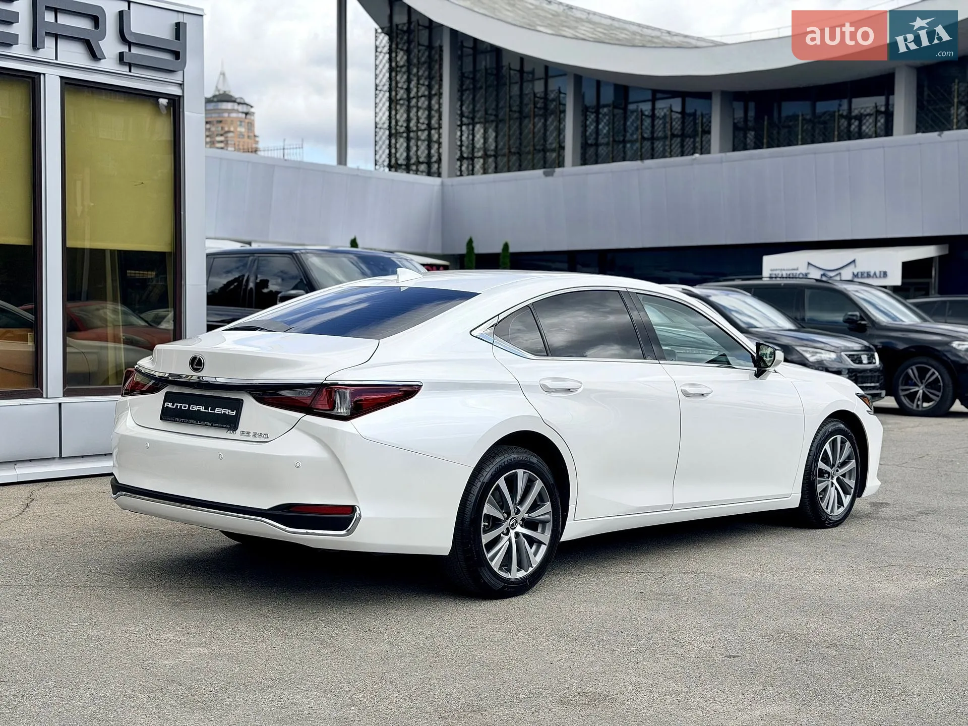 2021 Lexus ES - мініатюра 2