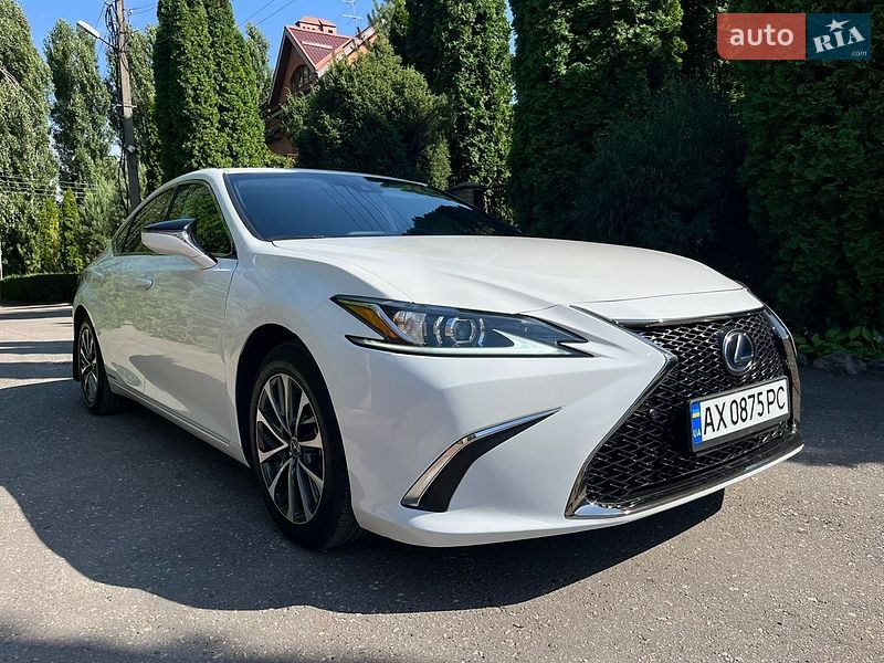Седан Lexus ES 2022 в Харькове Седан Lexus ES 2022 в Харькове