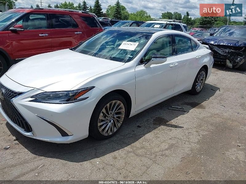 Седан Lexus ES 2025 в Киеве фото 12 Седан Lexus ES 2025 в Киеве