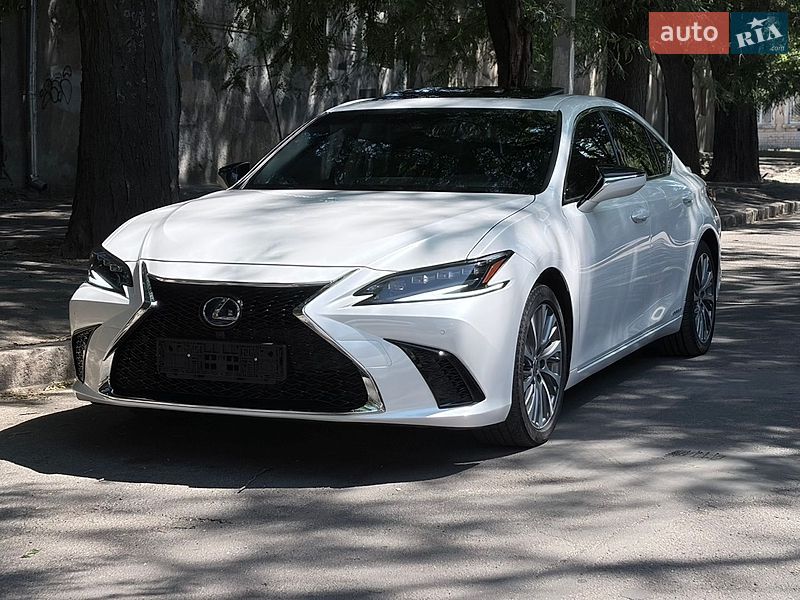 Седан Lexus ES 2021 в Одесі