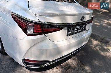 Седан Lexus ES 2021 в Одесі