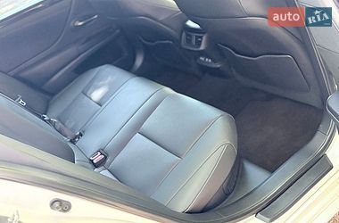 Седан Lexus ES 2021 в Одесі