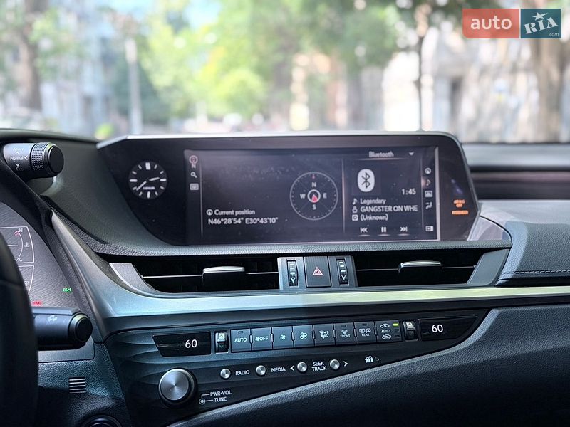 Седан Lexus ES 2021 в Одесі