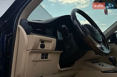 Седан Lexus ES 2015 в Одесі
