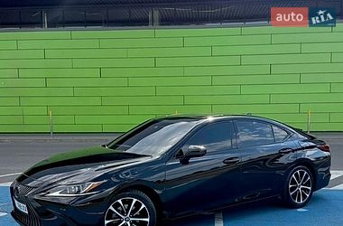 Седан Lexus ES 2020 в Києві