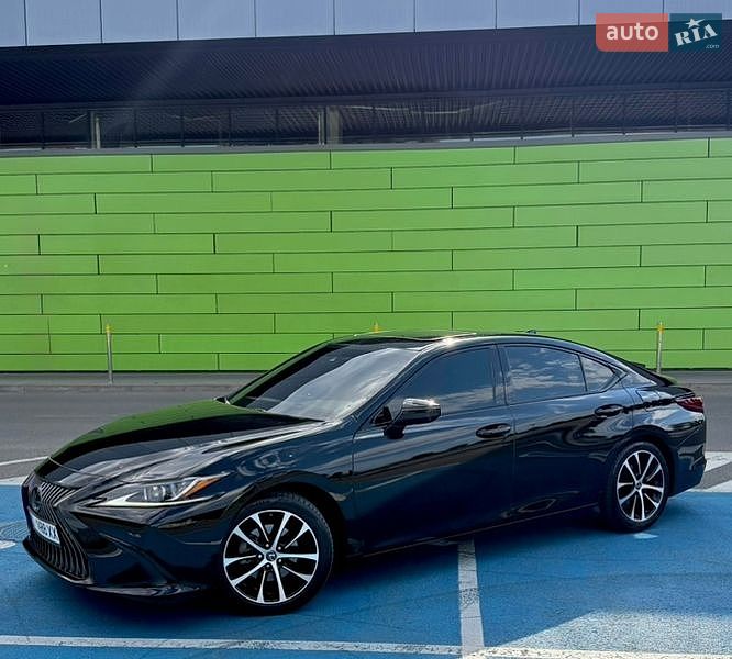 Седан Lexus ES 2020 в Києві