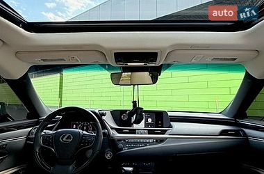 Седан Lexus ES 2020 в Києві