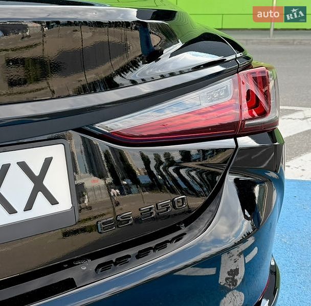 Седан Lexus ES 2020 в Києві
