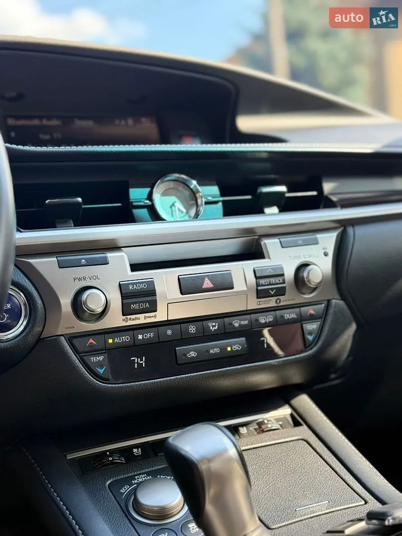 2017 Lexus ES - мініатюра 9