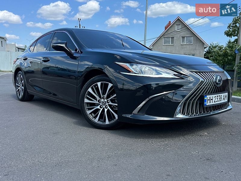 Седан Lexus ES 2021 в Одесі