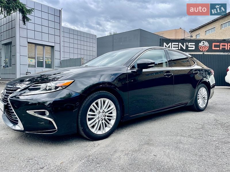 Lexus ES 2016