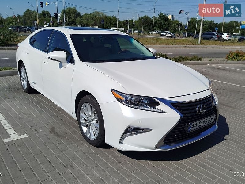 Седан Lexus ES 2014 в Києві