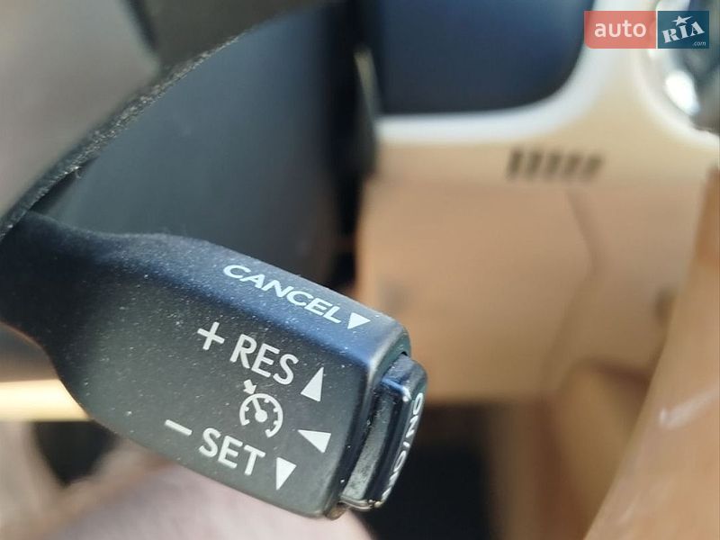 Седан Lexus ES 2014 в Києві