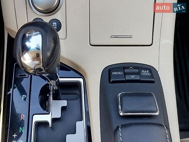 Седан Lexus ES 2014 в Києві