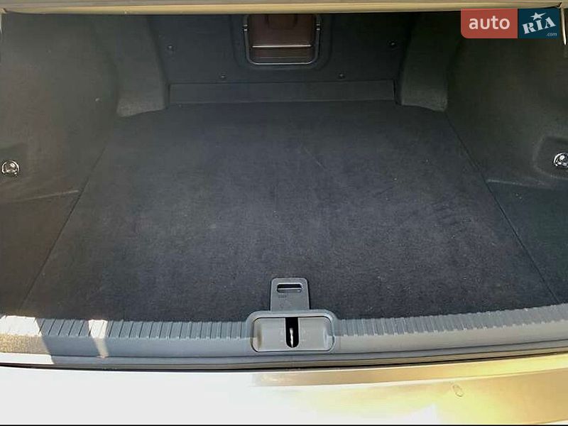 Седан Lexus ES 2019 в Харькове