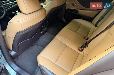 Седан Lexus ES 2019 в Харькове