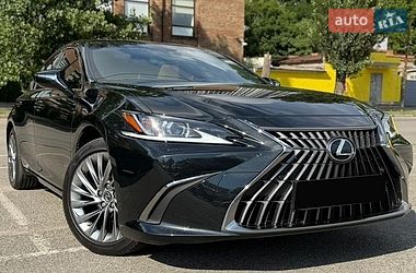 Седан Lexus ES 2024 в Киеве