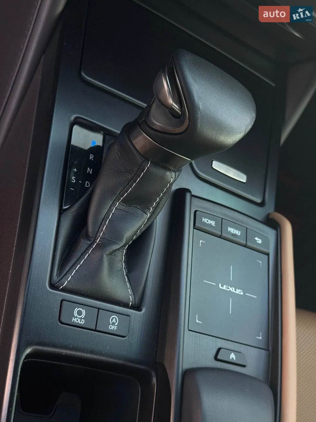 2019 Lexus ES - мініатюра 21