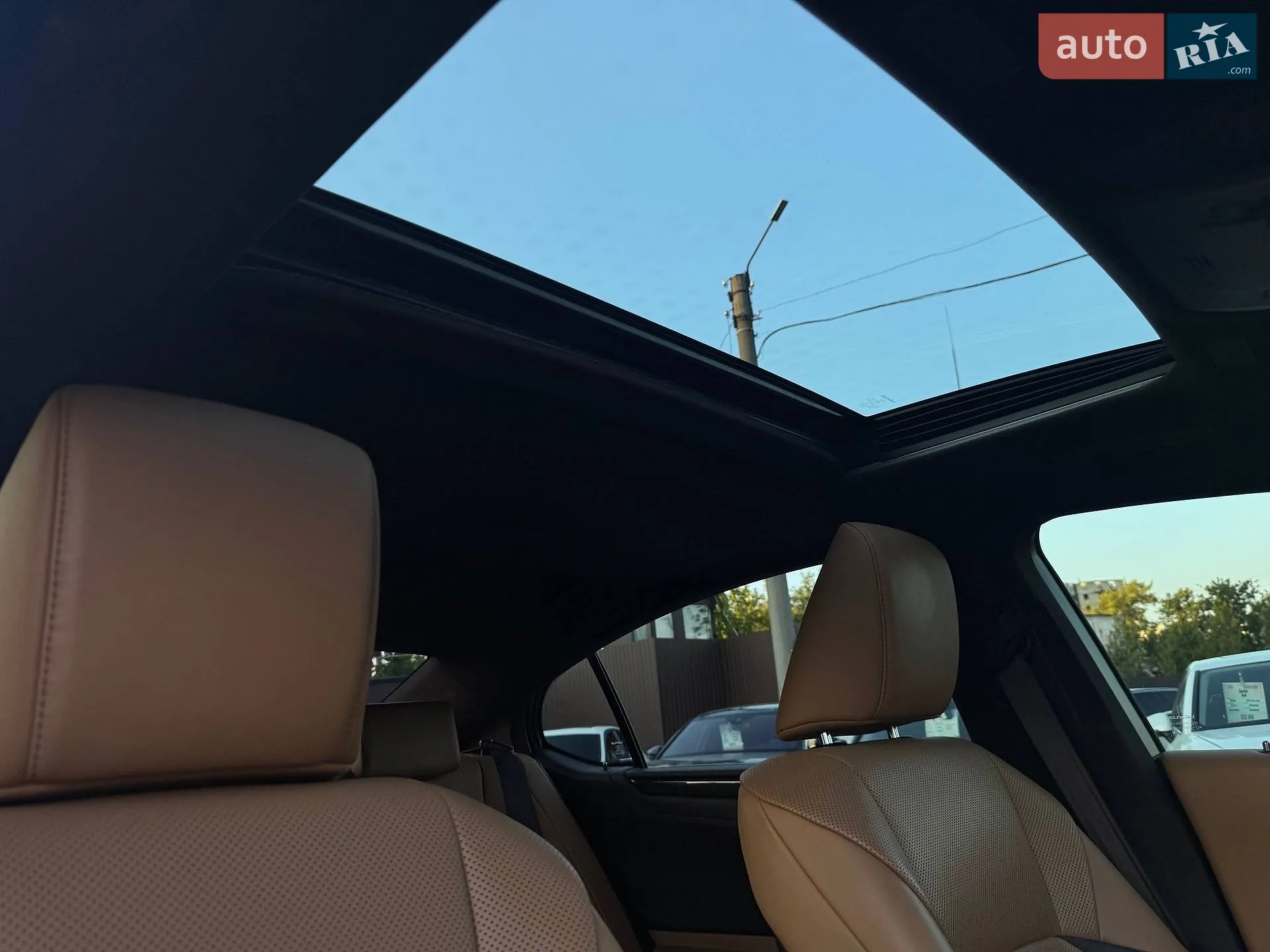 2019 Lexus ES - мініатюра 34