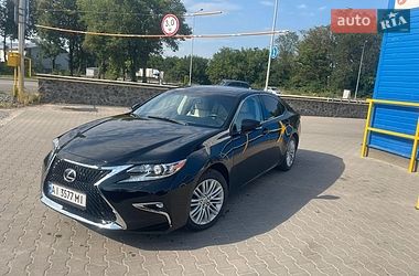 Седан Lexus ES 2014 в Виннице
