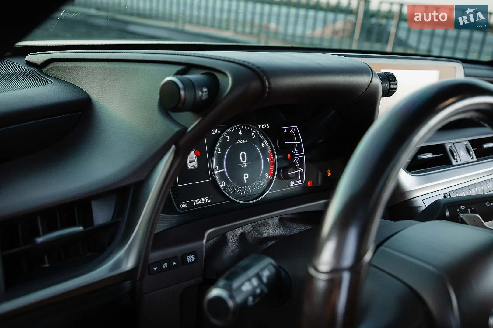 2019 Lexus ES - мініатюра 39