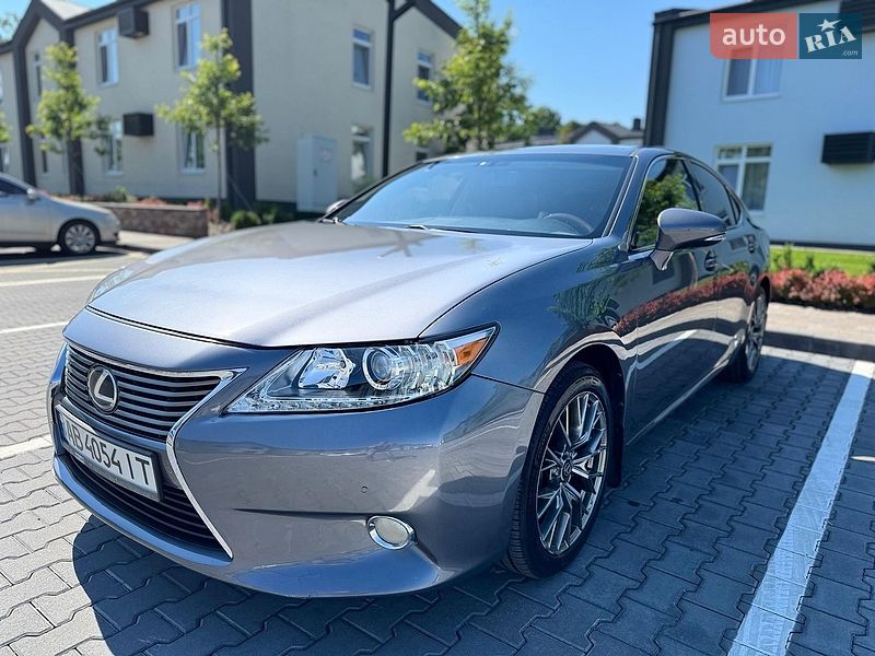 Lexus ES 2015