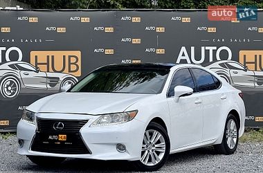 Седан Lexus ES 2013 в Харкові