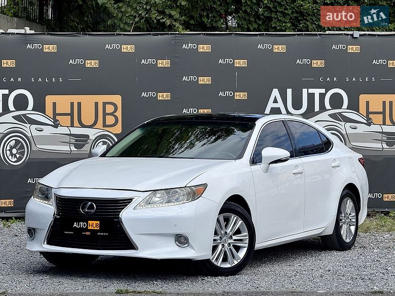 Седан Lexus ES 2013 в Харкові
