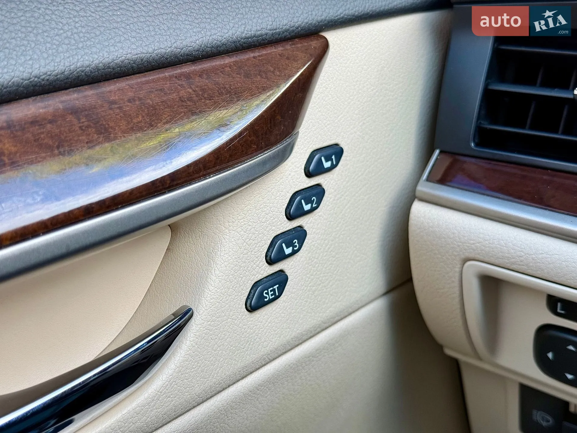 2013 Lexus ES - мініатюра 23