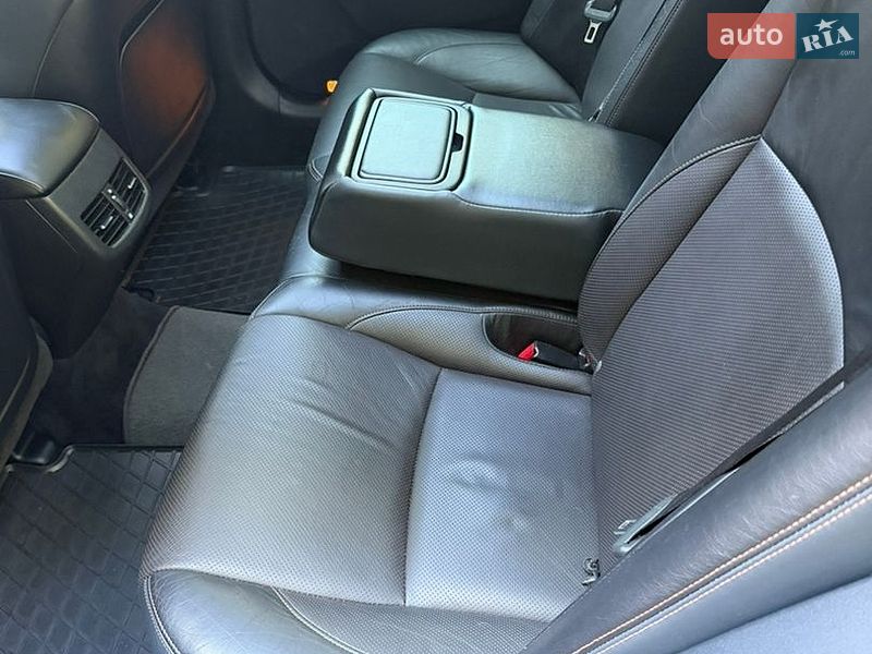 Седан Lexus ES 2010 в Житомирі
