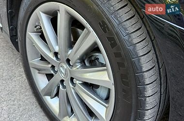 Седан Lexus ES 2010 в Житомирі