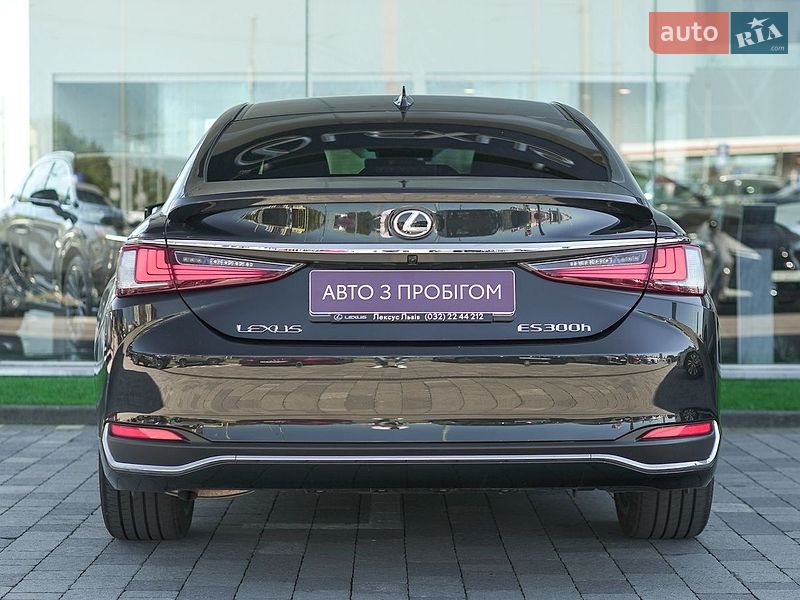 Седан Lexus ES 2024 в Львові фото 4 Седан Lexus ES 2024 в Львові