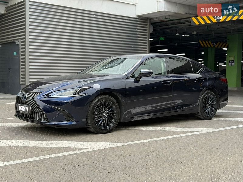 Lexus ES 2018