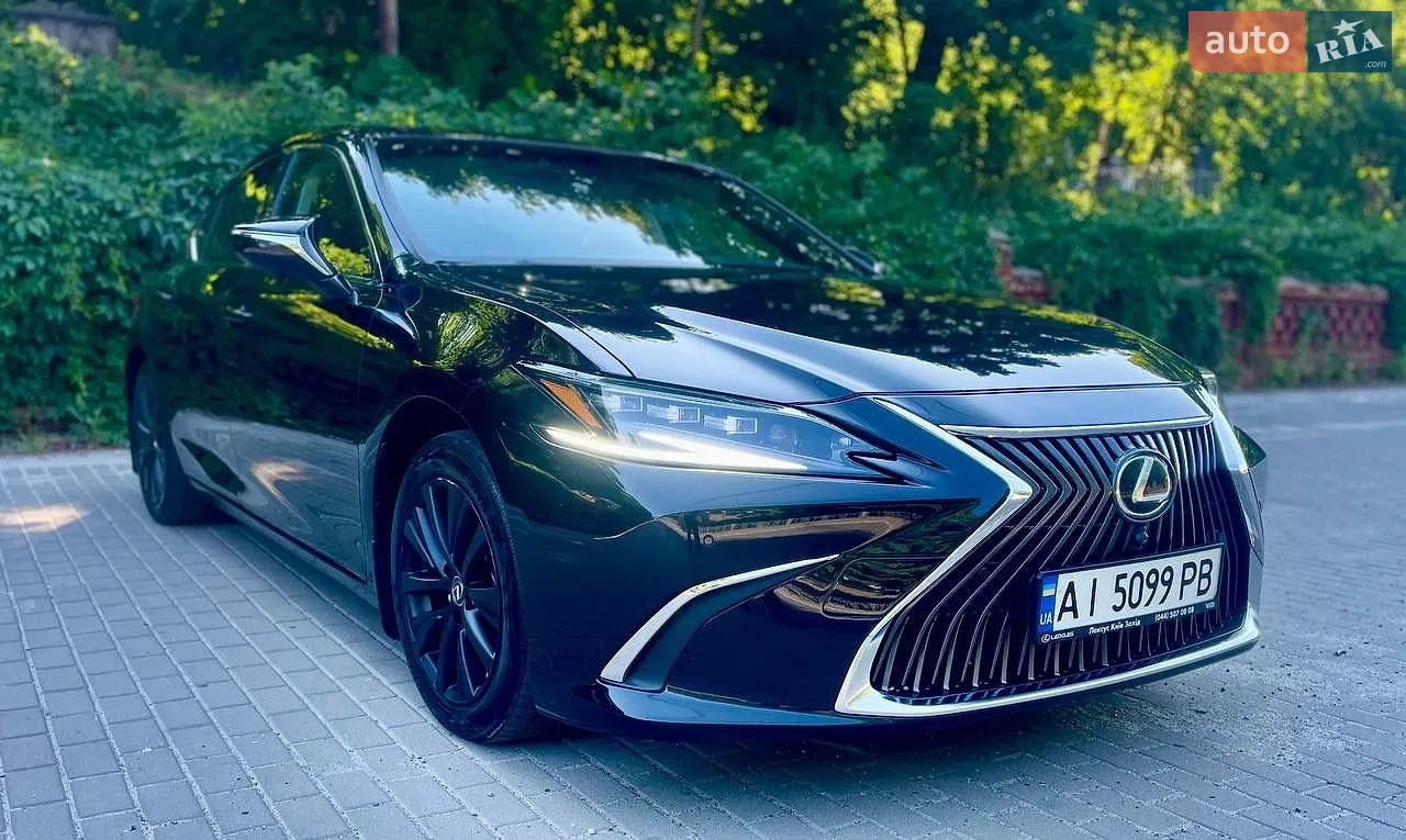 2019 Lexus ES - фото 1